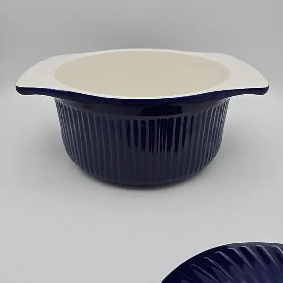 ROSHCO Cobalt BLue  8” Round  2 Qt. Casserole Baking Dish With Lid. Beautiful !! - Picture 5 of 9